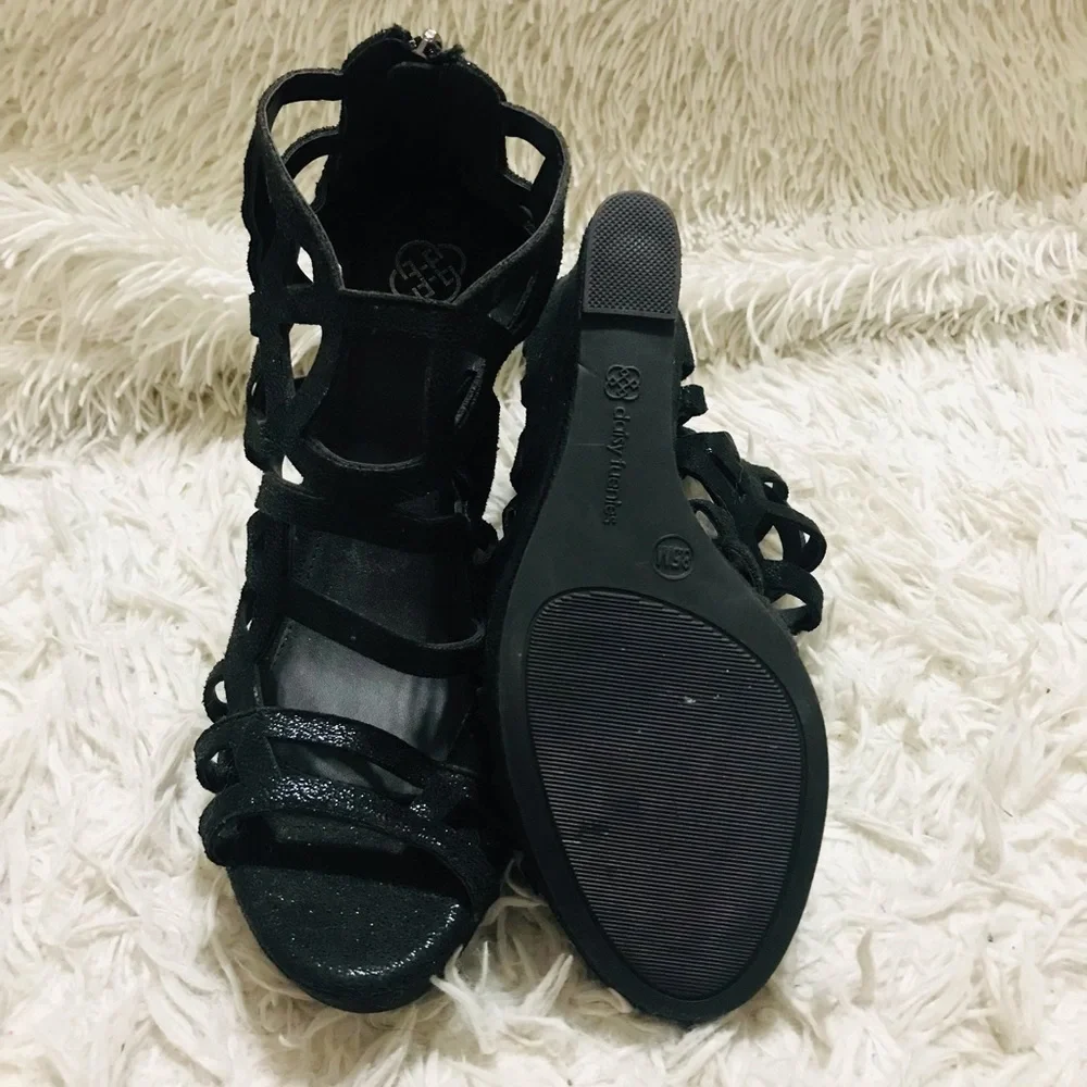 Black wedges - Picture 2 of 3